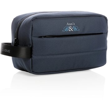 Impact AWARE™ RPET toilettas donkerblauw