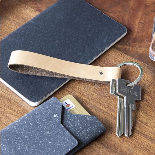 Recycled Leather Keyring Sleutelhanger Taupe