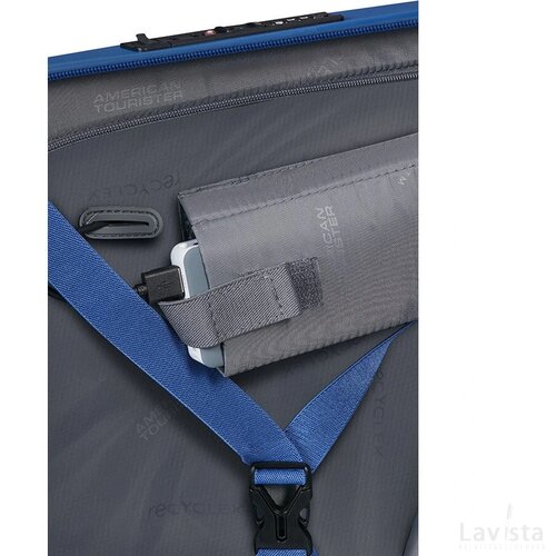 American Tourister Novastream Spinner 55 EXP.