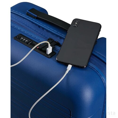 American Tourister Novastream Spinner 55 EXP.