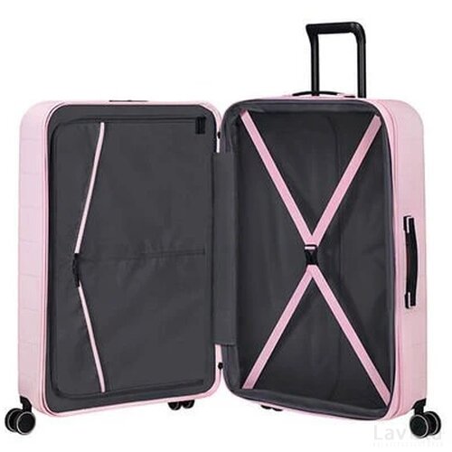 American Tourister Novastream Spinner 77 EXP.