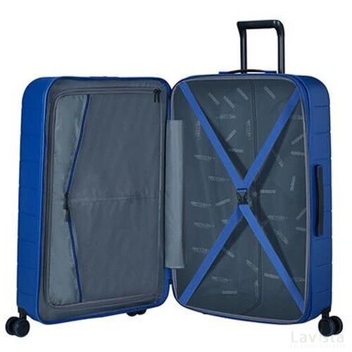 American Tourister Novastream Spinner 77 EXP.