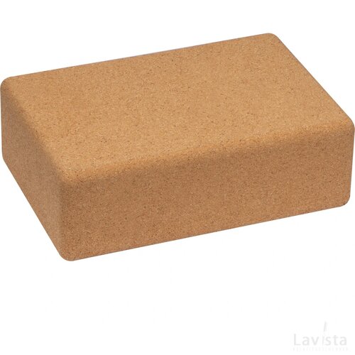 Yogahulp in de vorm van een blok uit kurk beige